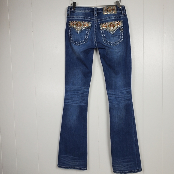 Miss Me embrroidered, rhinestone, studded signature boot cut jeans size 25 - Picture 2 of 14